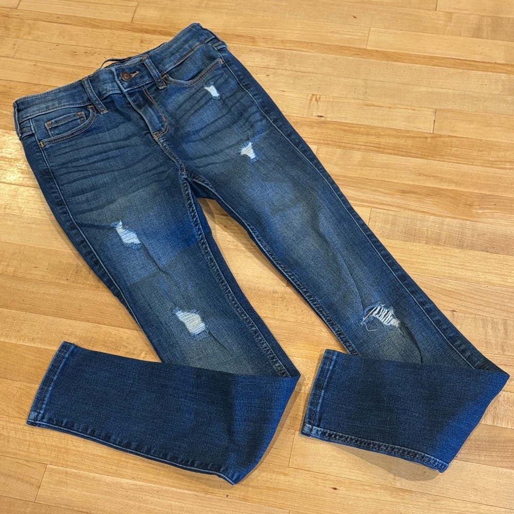 Hollister Dark Blue Distressed mid rise super Skinny Jeans